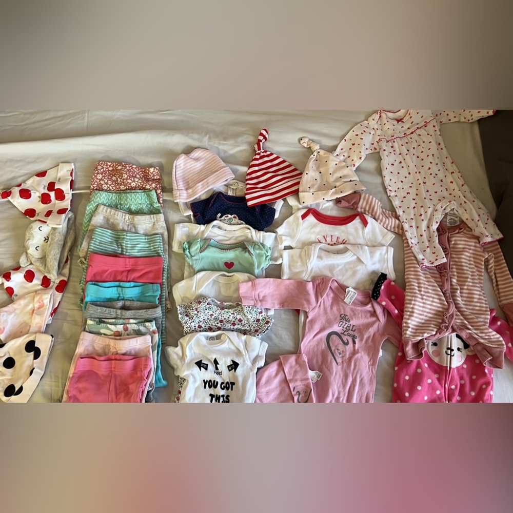 Newborn girl clothes